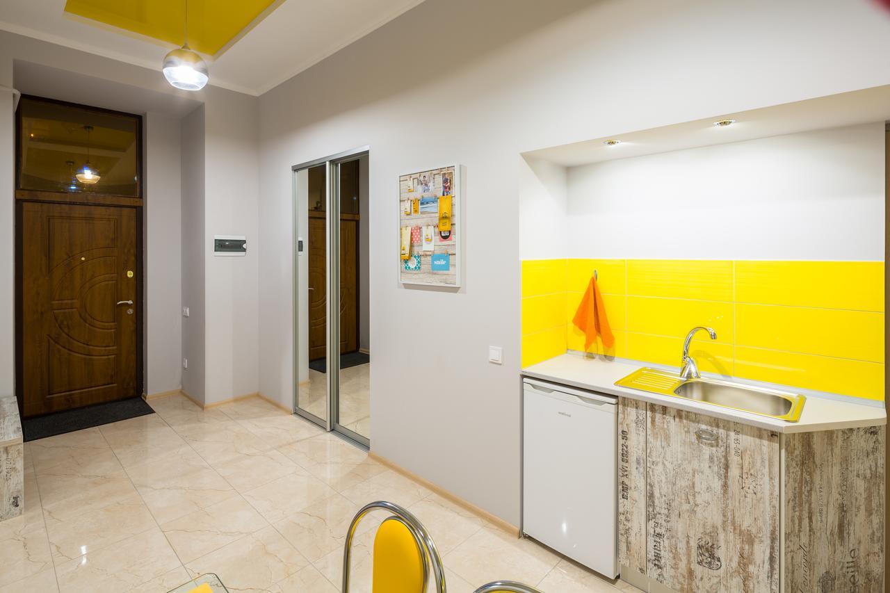 Apartment On Pekarska Street Зі Світлом! Lviv Dış mekan fotoğraf